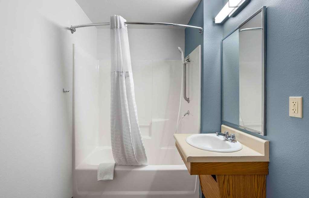 Extended Stay America Suites - Boston - Saugus Room photo
